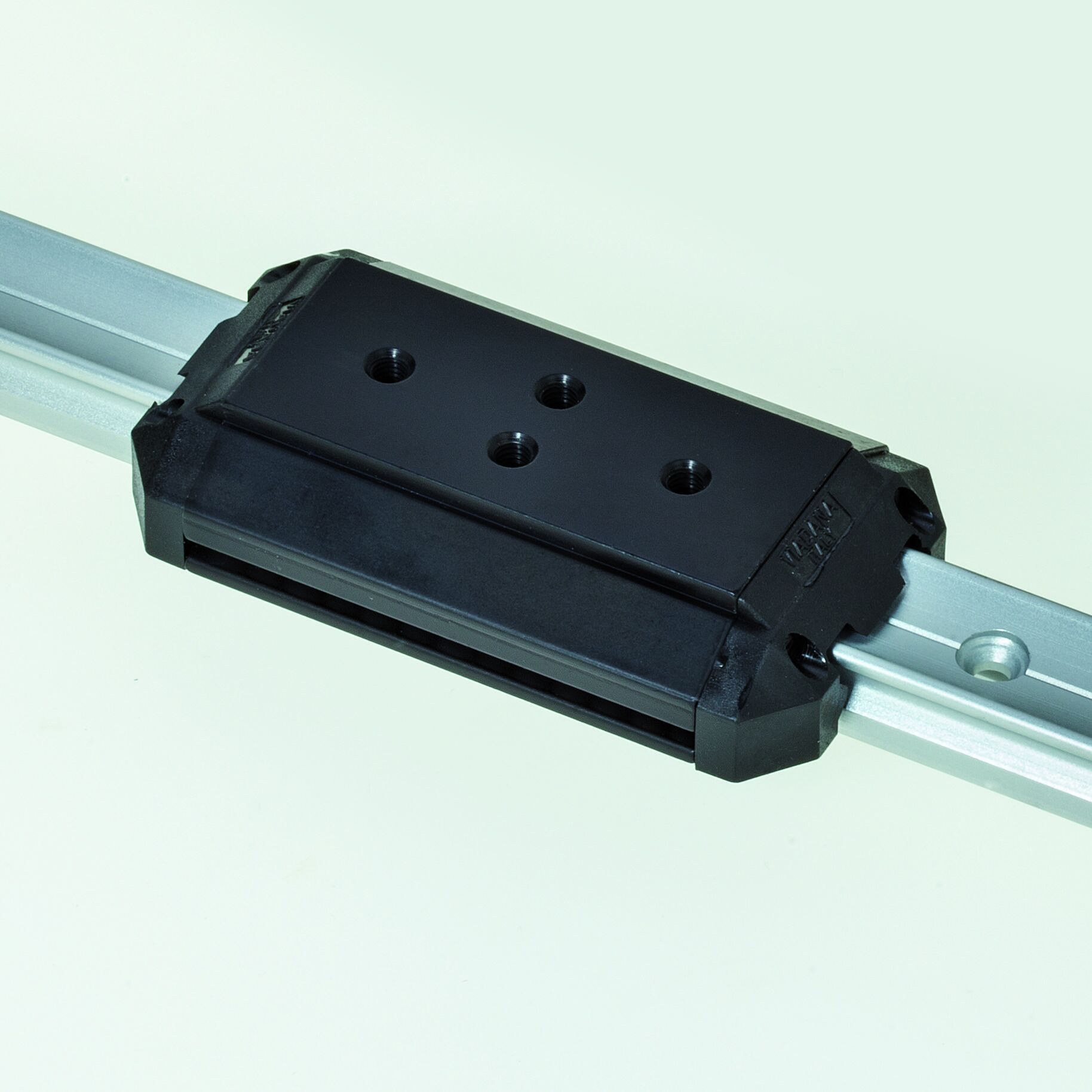 Korte kogelgelagerde overloopwagen voor rail 25 mm