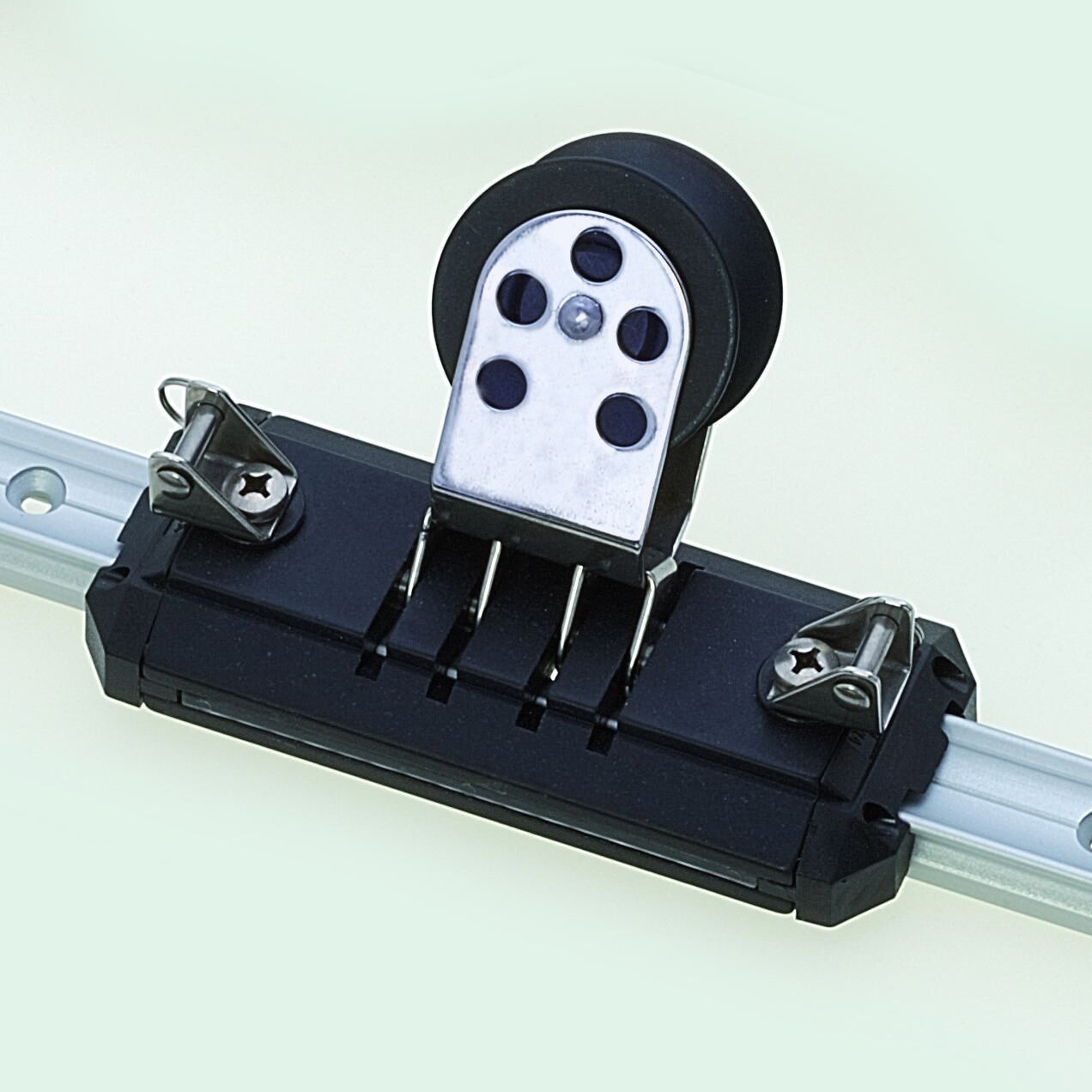 Overloopwagen met schootblok voor rail 25 mm